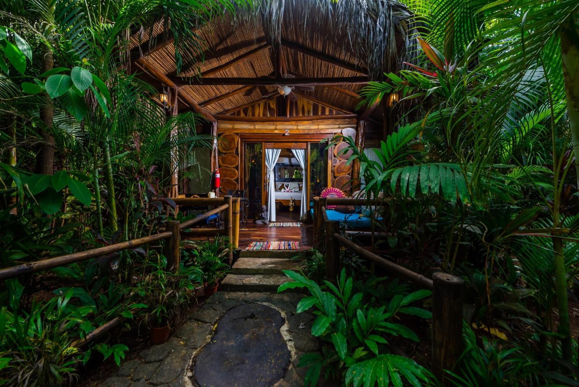 Ocho Artisan Bungalows (Adults Only) Tamarindo Exterior foto