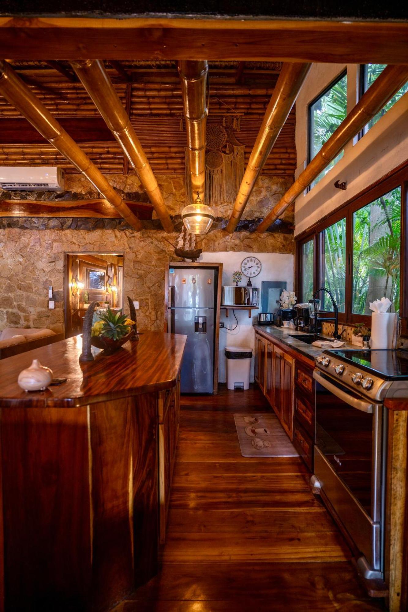 Ocho Artisan Bungalows (Adults Only) Tamarindo Exterior foto